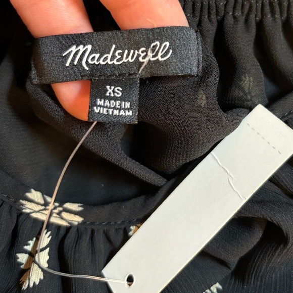 NWT MADEWELL Georgette Boho
Square-Neck Smock-Waist Top in
Bloom Dot Size XS - Picture 4 of 12